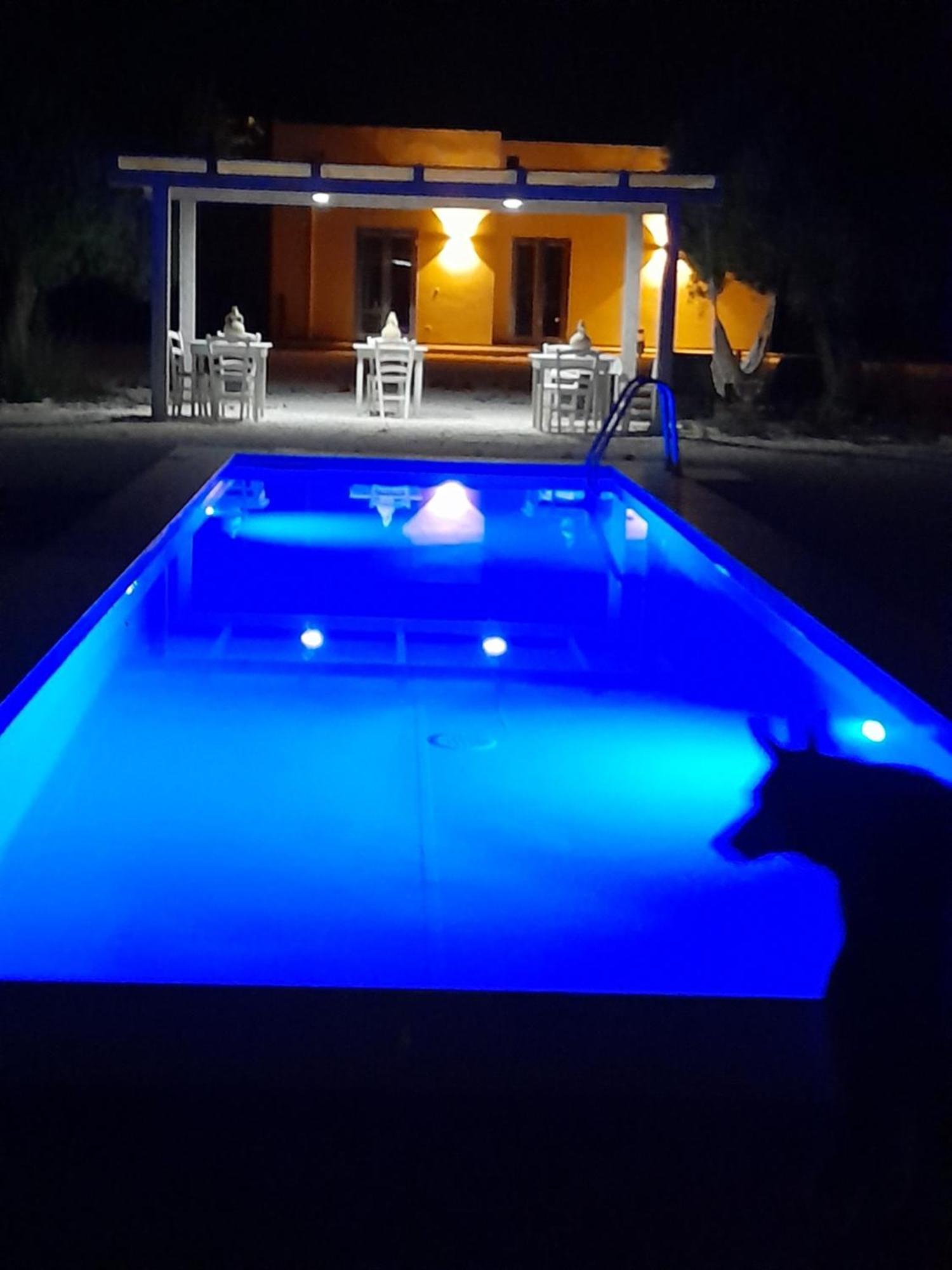 Isola Dei Poeti Panzió Marzamemi Kültér fotó
